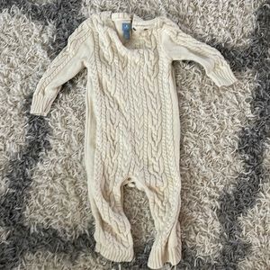 Ivory Cable-knit sweater baby gap 12-18 months
